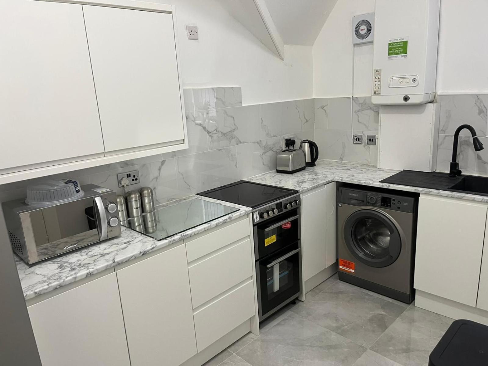 Affordably Elegant Apartments Close To Coop Live, Etihad Stadium And Manchester City Centre Esterno foto